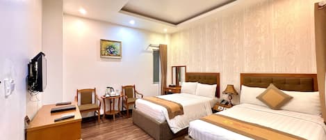 Superior Twin Room | Minibar, in-room safe, desk, free WiFi