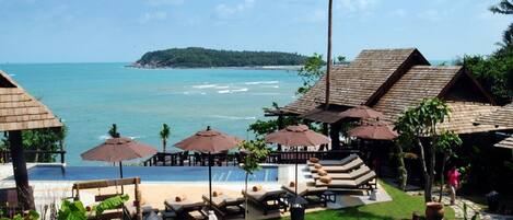 2 outdoor pools, pool umbrellas, sun loungers