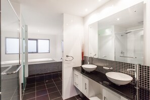 Penthouse Exécutif, 3 chambres, vue océan | Salle de bain
