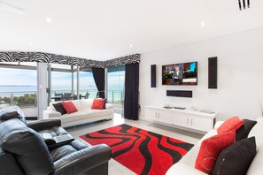 Executive Penthouse, 3 Bedrooms, Ocean View