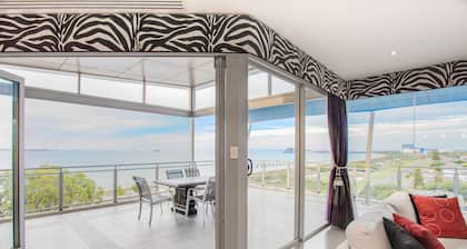 Spinnakers by Rockingham Apartments