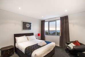 Executive Penthouse, 3 Bedrooms, Ocean View