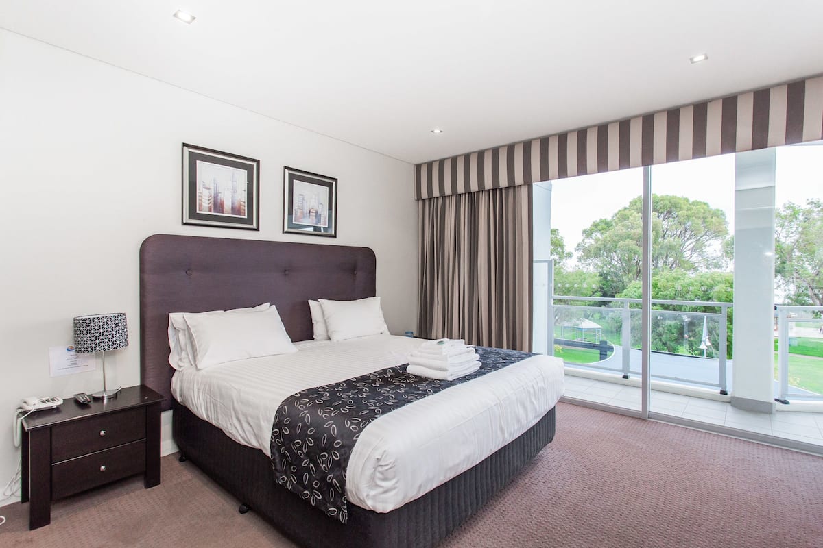In-room safe, iron/ironing board, free cots/infant beds, free WiFi