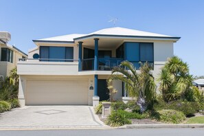 Iron/ironing board, free cots/infant beds, free WiFi, bed sheets