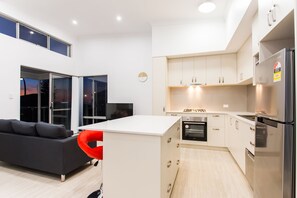 50-Zoll-Flachbildfernseher mit Digitalempfang, Fernseher, DVD-Player