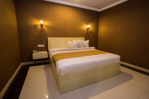 Desk, free WiFi - Raja Residence (Jakarta)