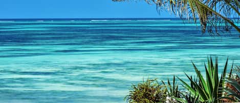 Plage, sable blanc, massages sur la plage
