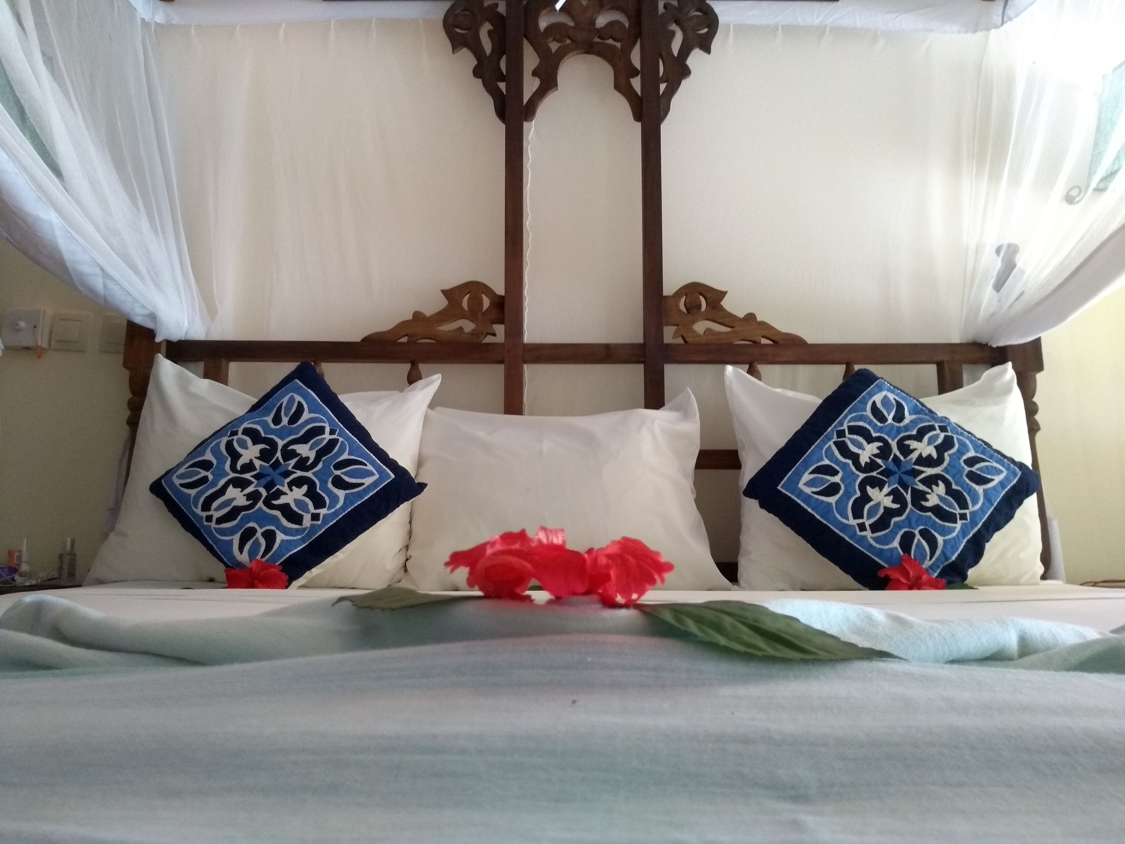 ห้องซูพีเรียทริปเปิล, หลายเตียง, ปลอดบุหรี่, วิวทะเล | 1 ห้องนอน, เครื่องนอนระดับพรีเมียม, ตู้นิรภัยในห้องพัก, โต๊ะทำงาน