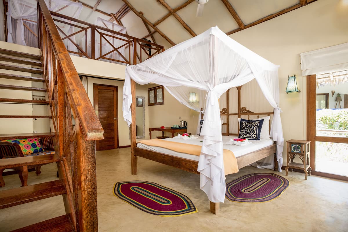 Family Duplex, Multiple Beds, Non Smoking, Ocean View | 1 bedroom, premium bedding, in-room safe, desk