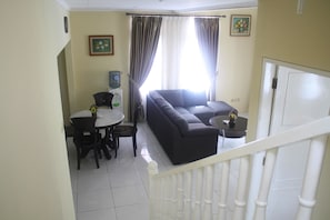 Deluxe Villa, 2 Bedrooms | Living area