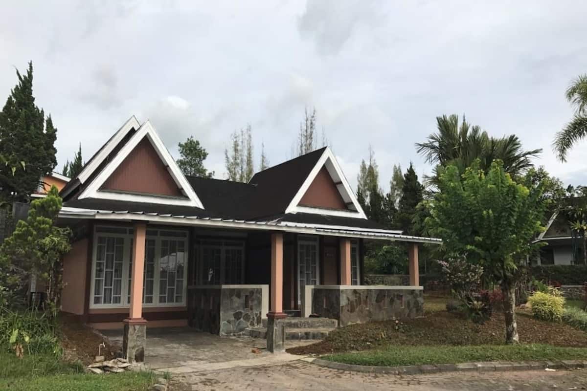 Villa Deluxe, 4 habitaciones, vista a la montaña | Vista frontal de la propiedad