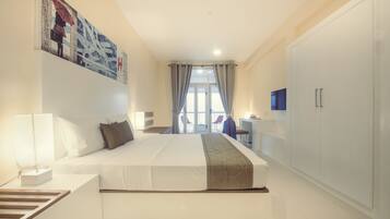 In-room safe, iron/ironing board, rollaway beds, free WiFi