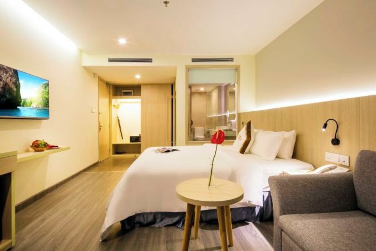 Minibar, in-room safe, desk, blackout curtains