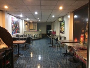 ساحة الطعام