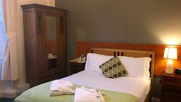 Habitació doble estàndard, amb bany privat | Wifi gratuïta i roba de llit