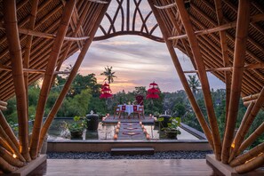 Breakfast, lunch and dinner served - The Udaya Resorts and Spa (Ubud)