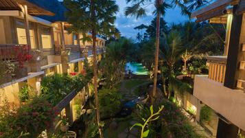 Coin salon dans le hall