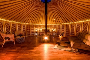 Tente Luxe, plusieurs lits, vue colline