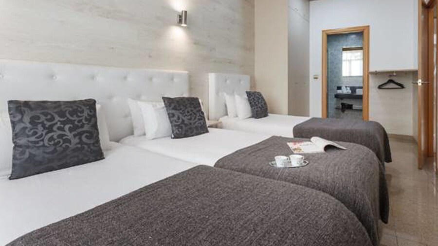 Apartments Ramblas 108