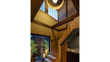 Ayaginu | Private kitchen | Fridge, microwave, stovetop, coffee/tea maker