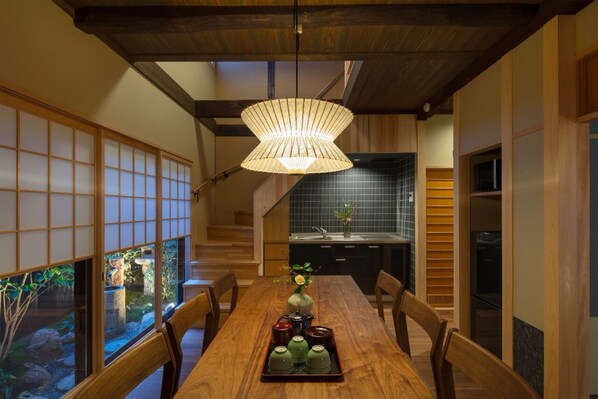 Fridge, microwave, stovetop, coffee/tea maker - Ayaginu (Kyoto)