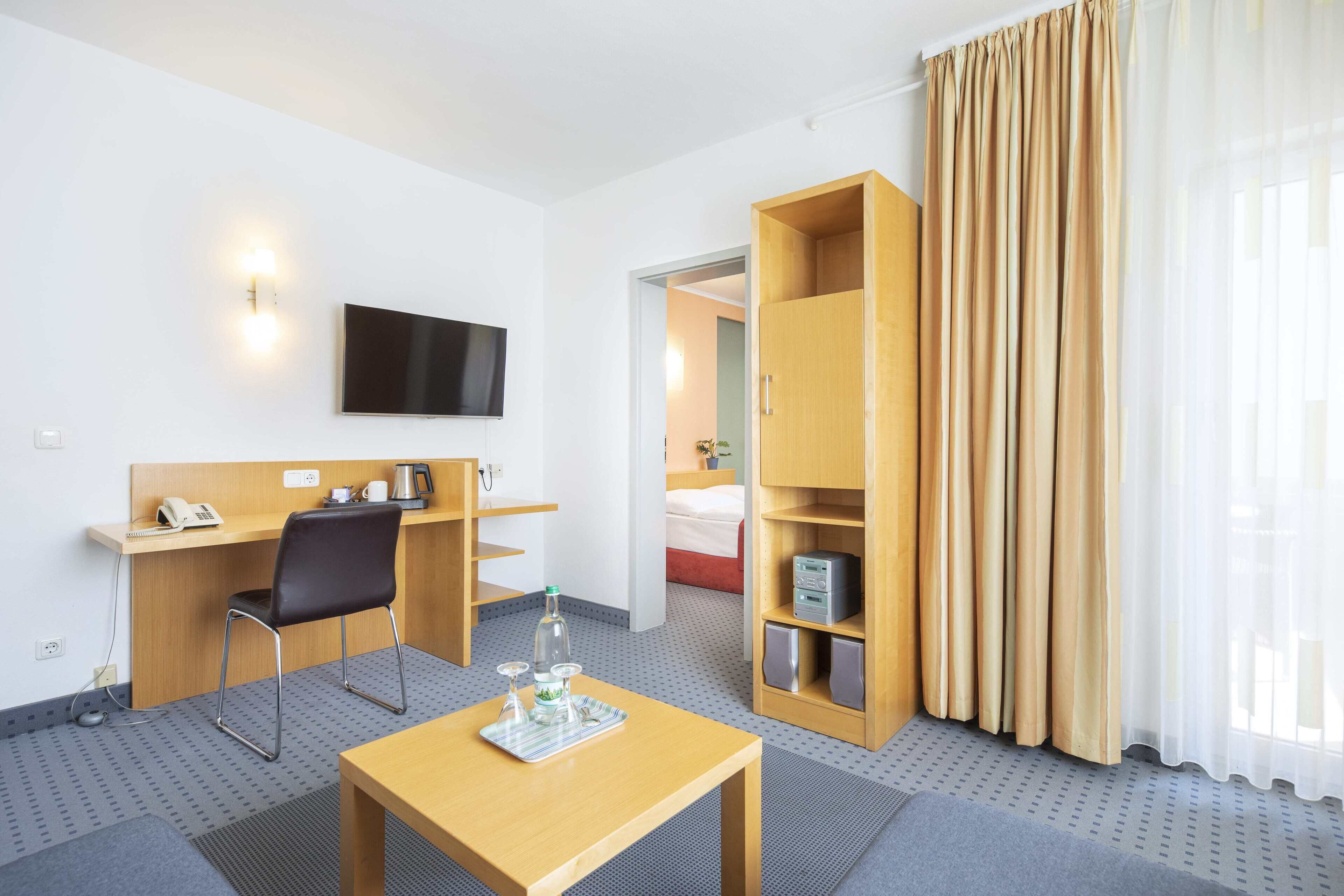 Minibar, in-room safe, desk, laptop workspace