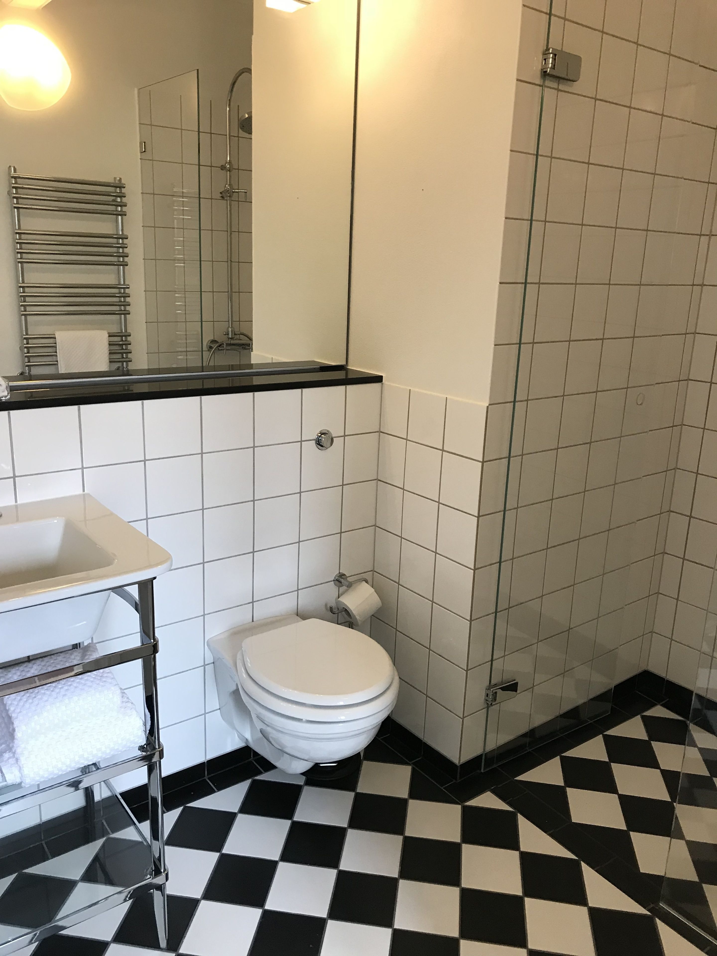 premium apartment, 3 bedrooms, kitchen, garden area | bathroom | rainfall showerhead, free toiletries, hair dryer, bathrobes