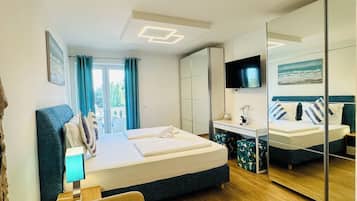Luxury Double Room, 1 King Bed, Terrace, Sea View | Premium bedding, down duvets, in-room safe, laptop workspace