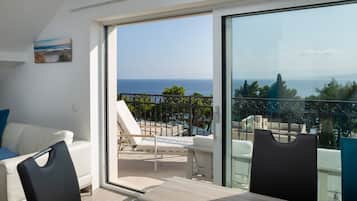 Luxury Penthouse, Sea View, Oceanfront | Terrace/patio