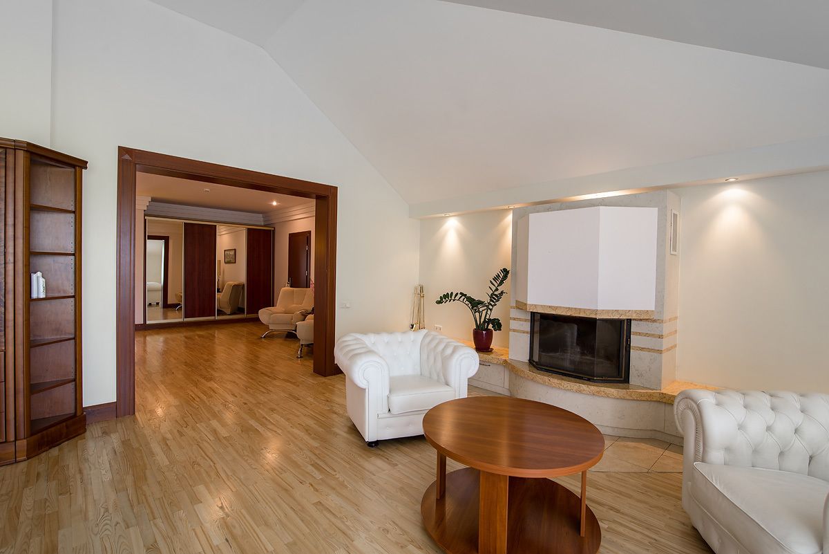 apartment, 2 bedrooms | living room | lcd tv