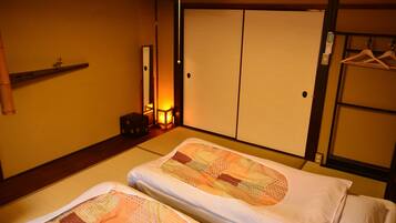 Private Room - Japanese Style | In-room safe, free WiFi