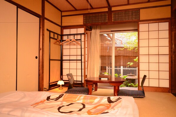 Japanese Style B, in-room Toilet, Shared bathroom	