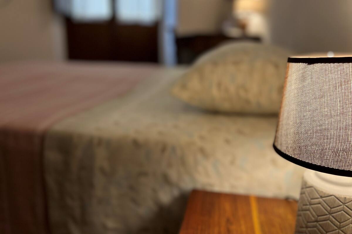 Double Room, Balcony (External private bathroom) | Desk, iron/ironing board, free WiFi, bed sheets