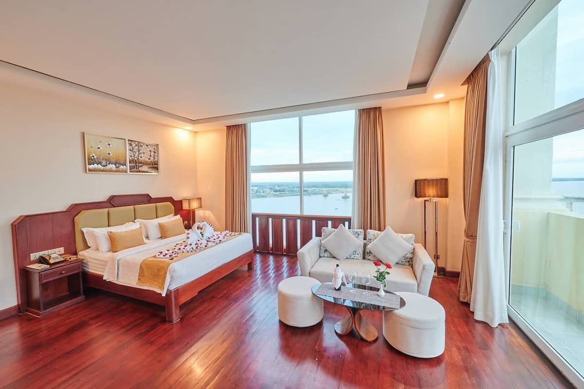 Suíte família, quartos conectados | Frigobar, cofres nos quartos, escrivaninha, cortinas blackout