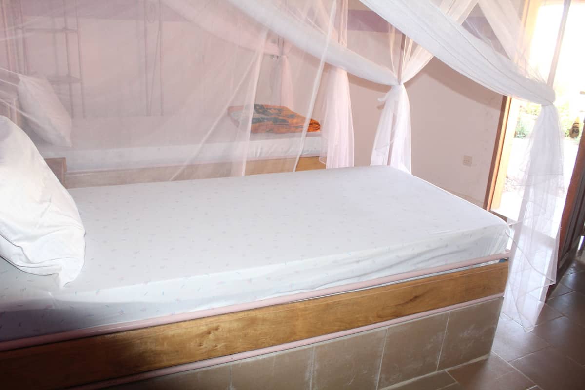 Classic Double Room, 1 King Bed, Non Smoking, Garden View | 1 bedroom, premium bedding, blackout curtains, free WiFi