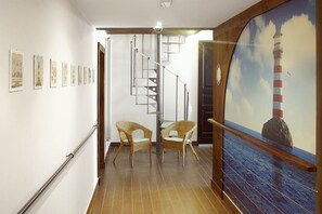 Interior entrance - Residenza Pizzofalcone (Naples)