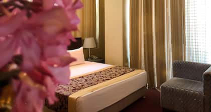 Hotel Kompleksi Arifi