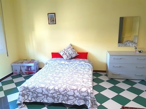 Kamar Double atau Twin Kota, 1 Tempat Tidur Double, balkon | Meja kerja, setrika/meja setrika, dan Wi-Fi gratis