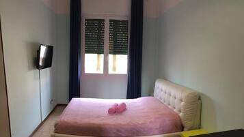 City-Doppel- oder -Zweibettzimmer, 1 Doppelbett, Balkon