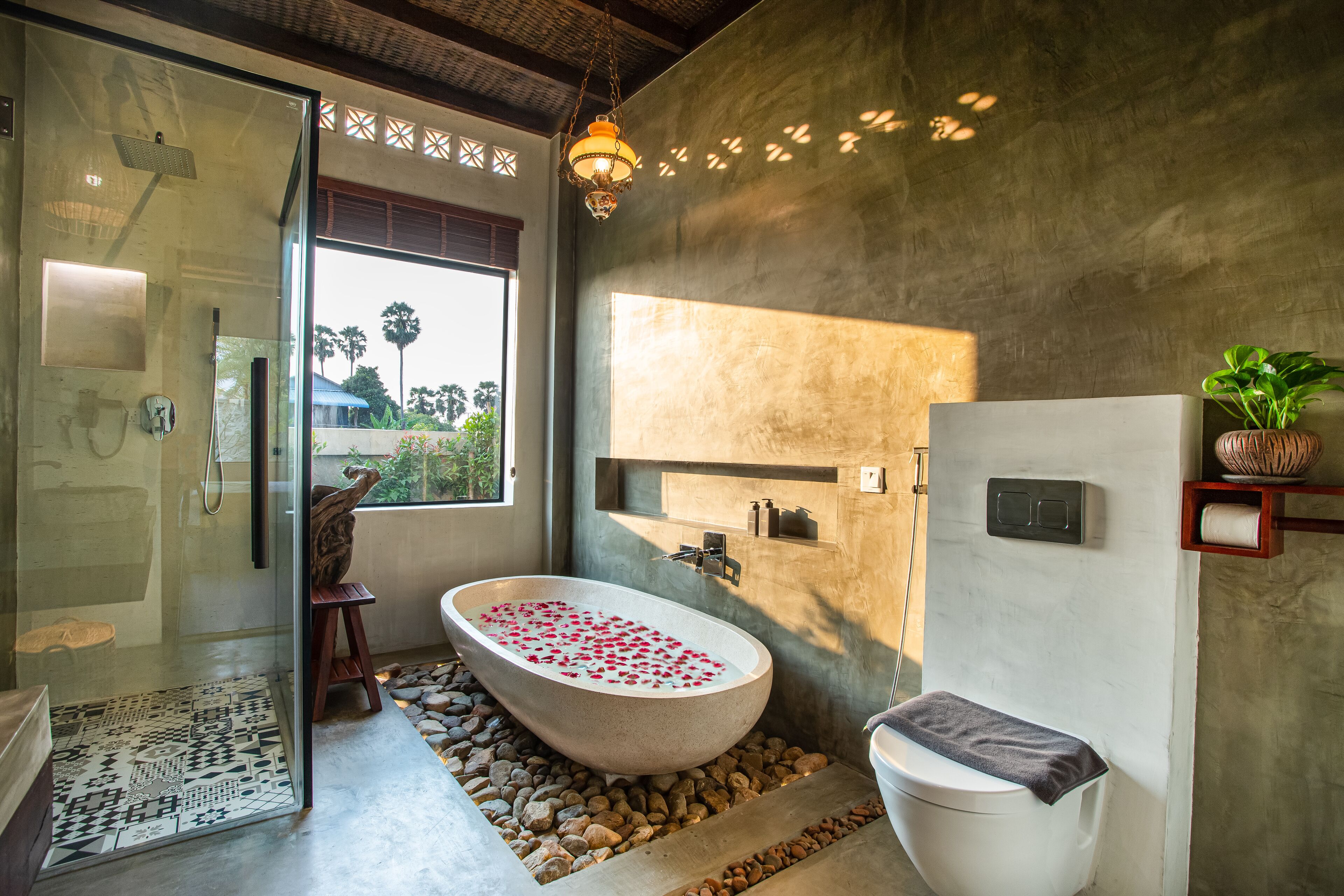 family suite, private pool | bathroom | free toiletries, hair dryer, bathrobes, slippers