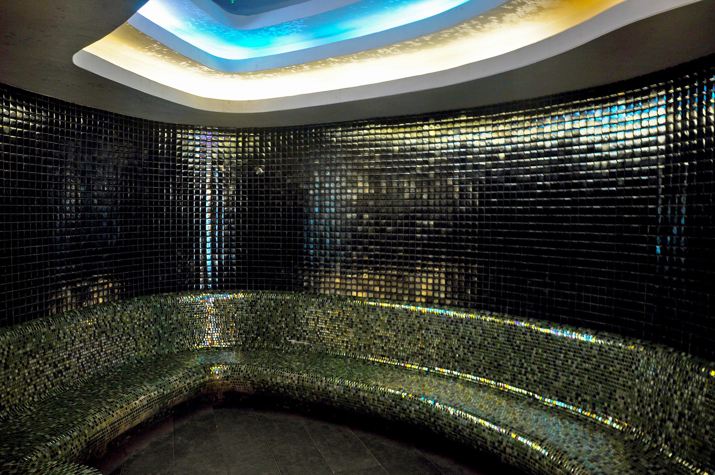 sauna, steam room, turkish bath/hammam, body treatments, body scrubs