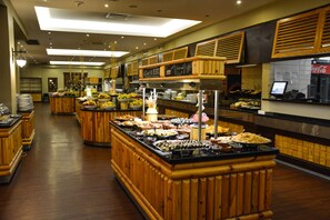 Free daily buffet breakfast  - Gazelle Resort & Spa (Bolu)