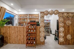 Bar (on property) - Asarita Angkor Resort & Spa (Siem Reap)
