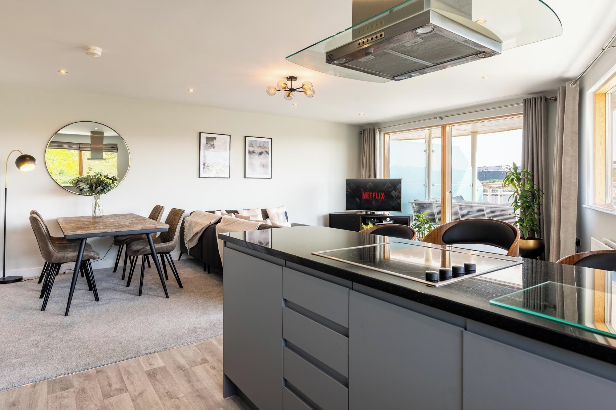 Penthouse, 2 Bedrooms, Park View