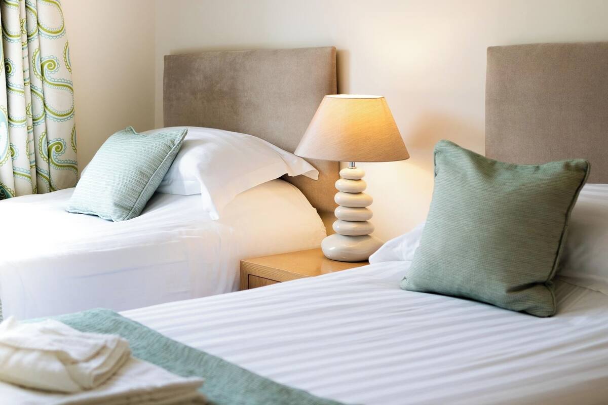 Classic Apartment, 3 Bedrooms, Balcony | 1 bedroom, premium bedding, in-room safe, soundproofing