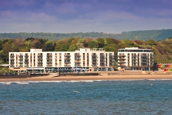 The Sands - Sea Front Apartments