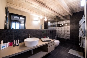 Bathroom - Podere La Torre (Schio)