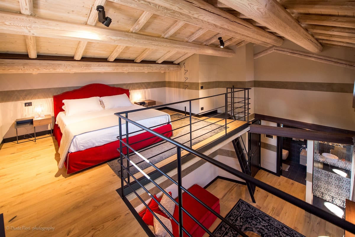 Suite, Pool View, Mezzanine | Minibar, in-room safe, desk, soundproofing