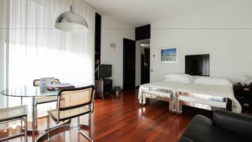 Apartment, 1 Schlafzimmer | Bettwäsche aus ägyptischer Baumwolle, hochwertige Bettwaren