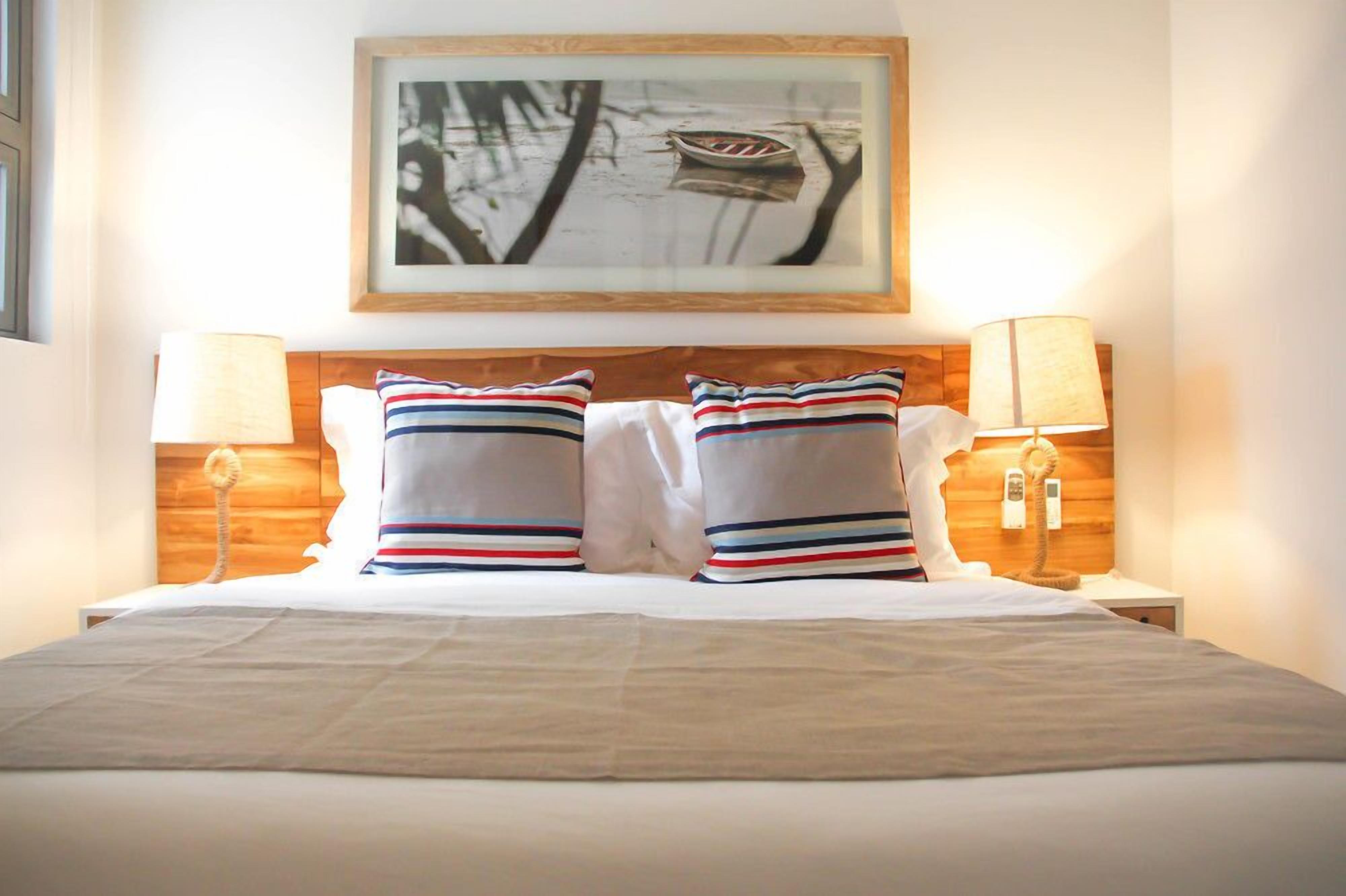 Executive Apartment, 3 Bedrooms, Sea View | 3 bedrooms, premium bedding, in-room safe, iron/ironing board